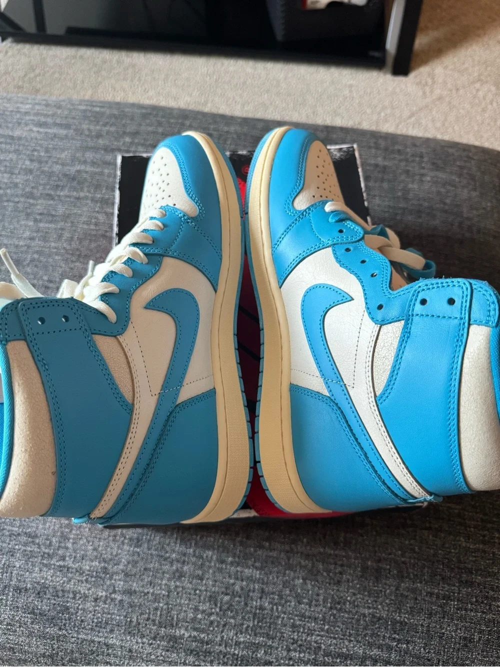 Jordan 1 Retro High OG UNC Reimagined size 9.5